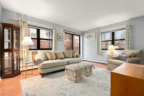 201-4925 Washington, Boston, MA, 02132 | Card Image