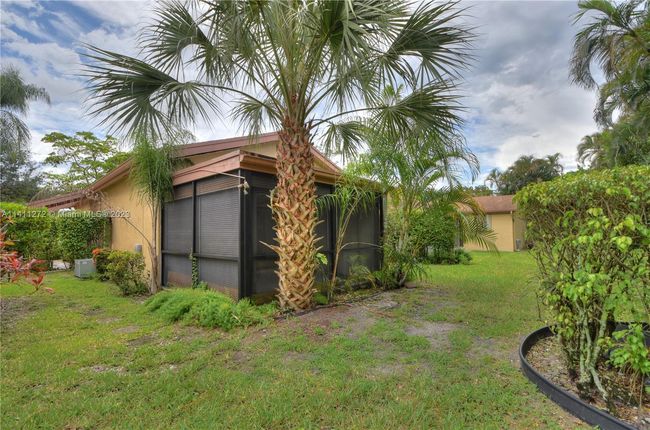 4342 Acacia Cir, House other with 2 bedrooms, 2 bathrooms and null parking in Coconut Creek FL | Image 16
