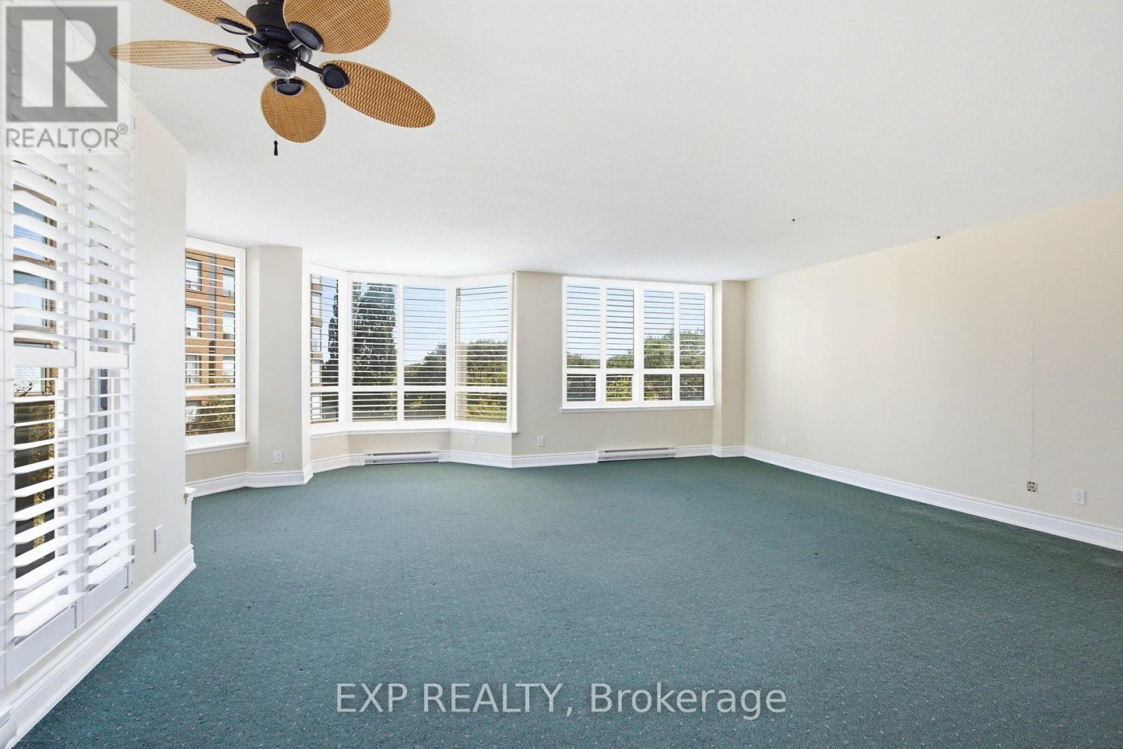 Residential in Oakville (GA Glen Abbey) 4