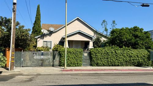 1547 8th Avenue, Oakland, CA, 94606 | Card Image
