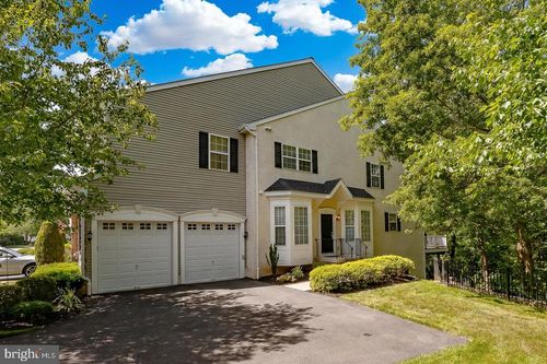 43 Longview Ln, Newtown Square, PA, 19073-1041 | Card Image