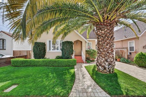 339 Hobart Ave, San Mateo, CA, 94402 | Card Image