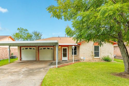 429 E Kiber St, Angleton, TX, 77515-4938 | Card Image