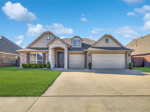 13760 N 130th Eastavenue, Collinsville, OK, 74021 | Card Image