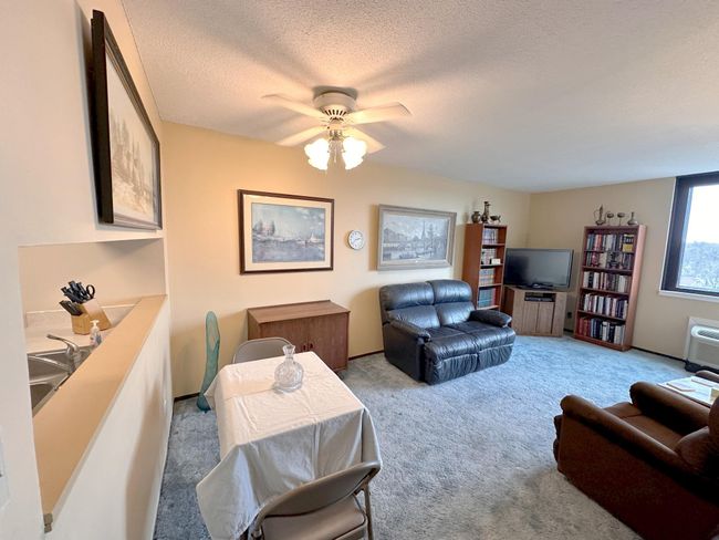 Living and Dining | Image 6