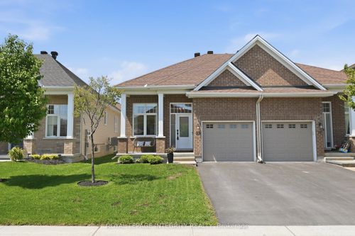 23 Borland Dr, Carleton Place, ON, K7C0K7 | Card Image
