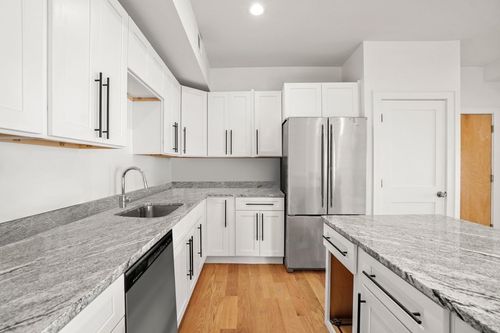 1-38 Fleet St, Boston, MA, 02109-1223 | Card Image
