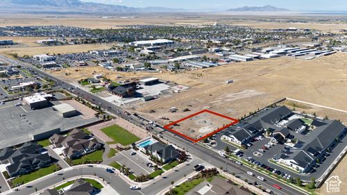 2-215 E 1000 N, Tooele, UT, 84074-5030 | Card Image