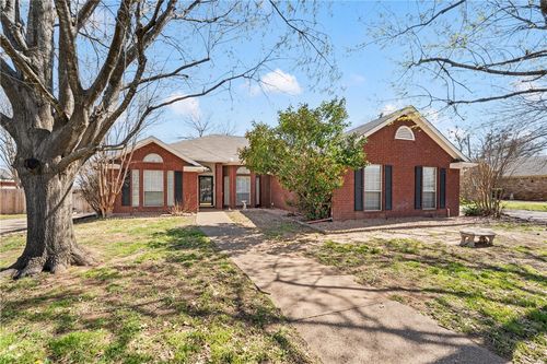 844 Tahoe Trl, Hewitt, TX, 76643 | Card Image