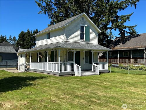 4503 L Pl, Seaview, WA, 98644-2107 | Card Image