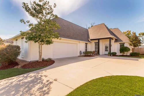 37395 Whispering Hollow Ave, Prairieville, LA, 70769-4436 | Card Image