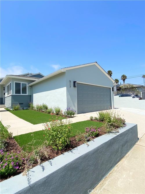 517 Blossom, Redondo Beach, CA, 90278 | Card Image