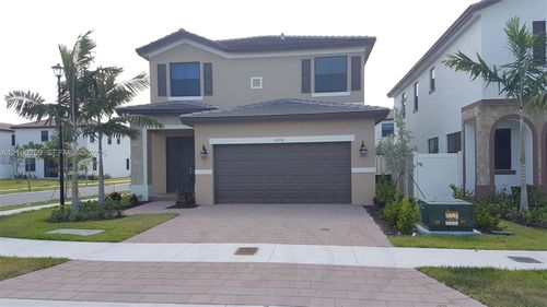 10554-10554 W 35th Ln, Hialeah, FL, 33018-2123 | Card Image