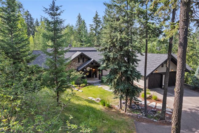 Perfectly nestled in a private setting. | Image 4