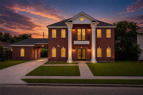 223 Rosebud Ave, Corpus Christi, TX, 78404-1734 | Card Image