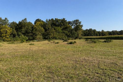 8469 Mcculley Ln, Blanchester, OH, 45107-3804 | Card Image