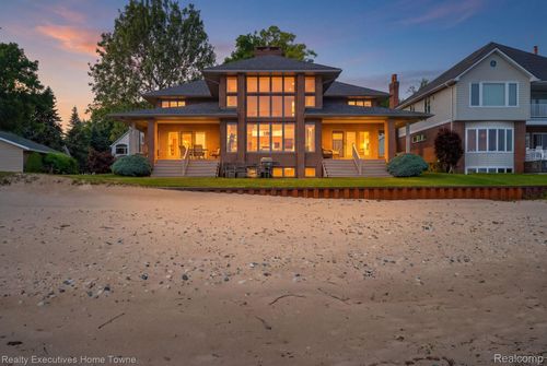 2975 Sandy Oaks Ln, Fort Gratiot, MI, 48059-2866 | Card Image