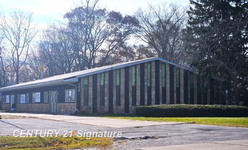3239 Christy Way Street, Saginaw Charter Township, MI, 48603 | Card Image