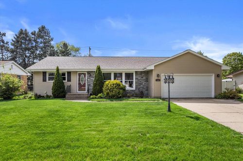 2286 Wood Drive, Beloit, WI, 53511 | Card Image