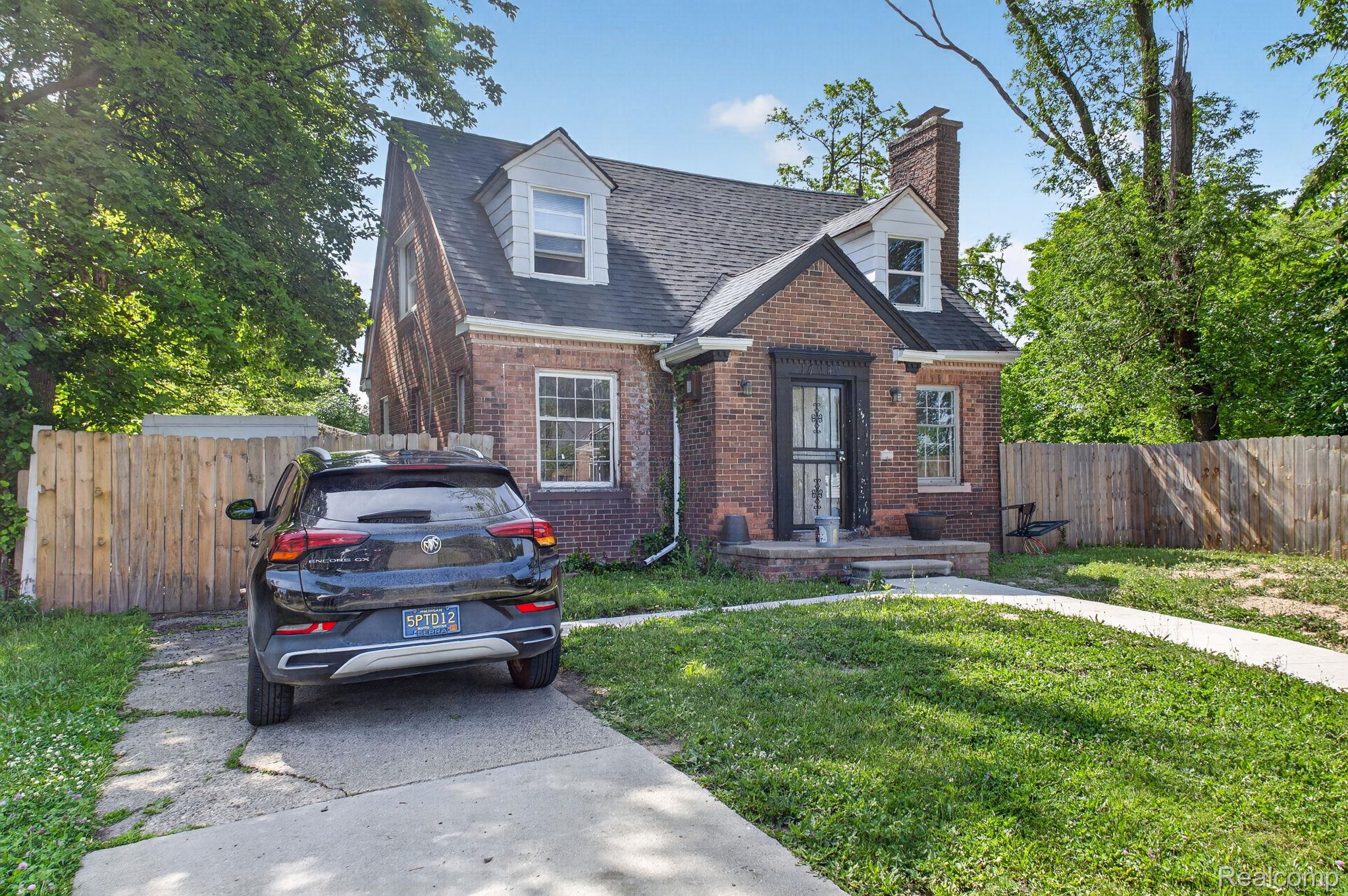 Residential in Detroit 2