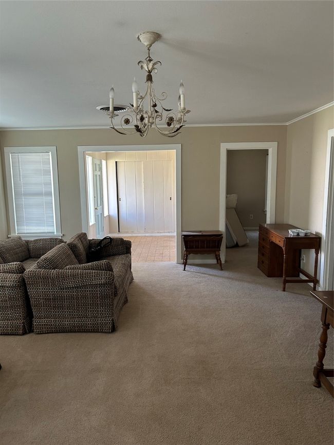 903 W Main St, House other with 3 bedrooms, 2 bathrooms and null parking in Olney TX | Image 13