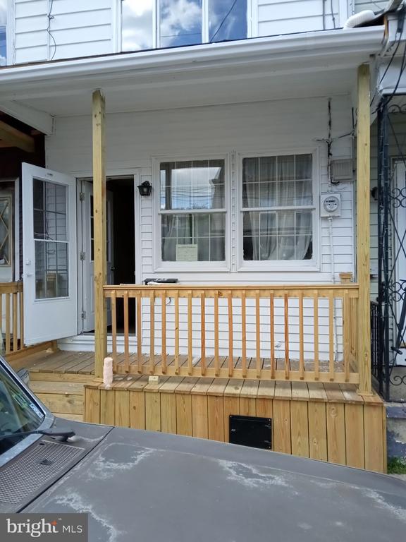 Pine St, Mahanoy City, PA 17948