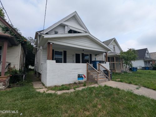 245 E Hudson St, Toledo, OH, 43608-1118 | Card Image