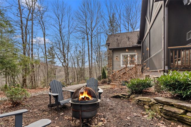 Firepit in the back yard. | Image 30