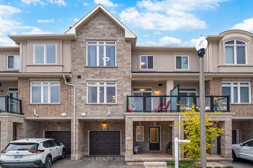 3-40 Zinfandel Dr, Stoney Creek, ON, L8E0L1 | Card Image