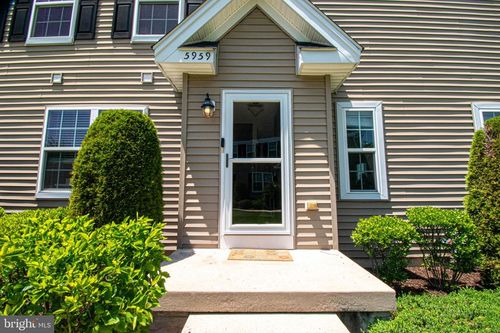 5959 Valley Forge Dr, Coopersburg, PA, 18036-8807 | Card Image