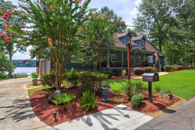 108 Allen's Alley, Home with 5 bedrooms, 3 bathrooms and null parking in Eatonton GA | Image 3