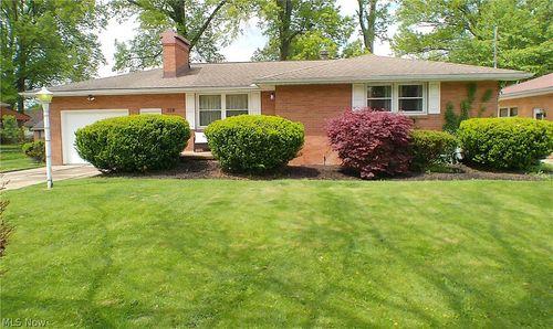 338 Mansell Dr, Youngstown, OH, 44505-1963 | Card Image