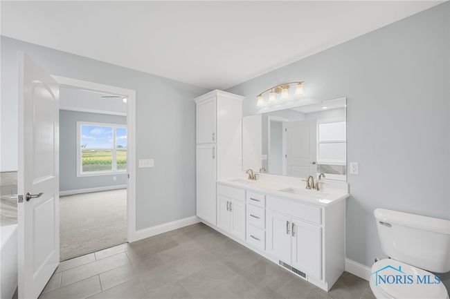 11171 Whitetail Way, House other with 3 bedrooms, 2 bathrooms and 2 parking in Whitehouse OH | Image 28