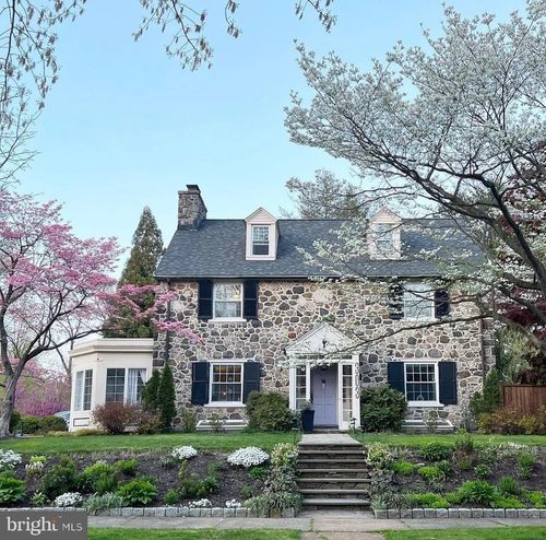 303 Hawthorne Dr, WILMINGTON, DE, 19802-1213 | Card Image
