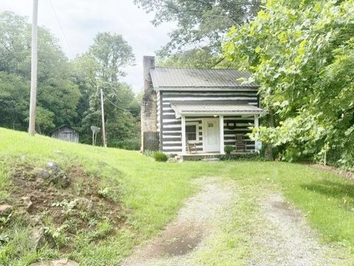 106 Browntown Rd, Max Meadows, VA, 24360-3229 | Card Image