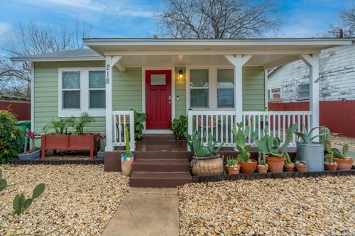 218 Vereda, San Antonio, TX, 78201-3439 | Card Image