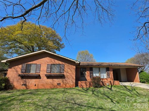 217 Park Rd, Mount Holly, NC, 28120-1129 | Card Image