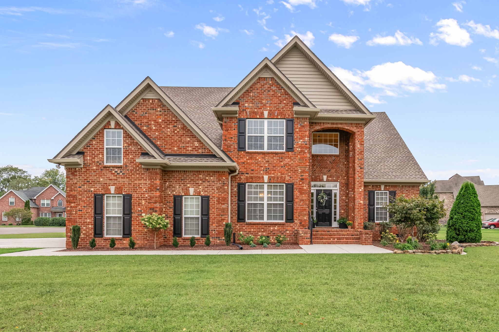 Frank Robinson Dr, Murfreesboro, TN 37130