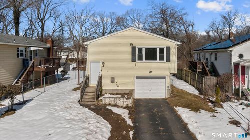 229 Homeside Ave, West Haven, CT, 06516-2413 | Card Image