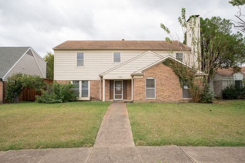 710 Pyramid Dr, Garland, TX, 75040-9016 | Card Image