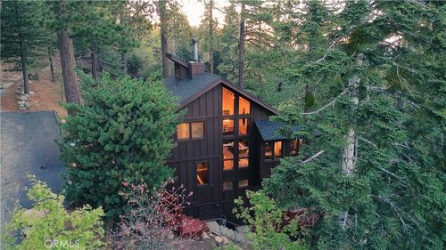 274 Fairway Dr, Lake Arrowhead, CA, 92352-9745 | Card Image