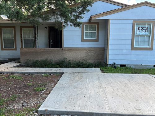 2118 8th St, Orange, TX, 77630-2504 | Card Image