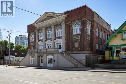203-1602 Quadra Street, Victoria, BC, V8W2L4 | Card Image