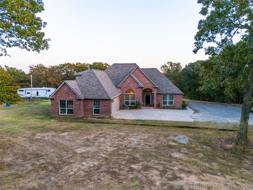 28520 W 166th St S, Bristow, OK, 74010-2576 | Card Image