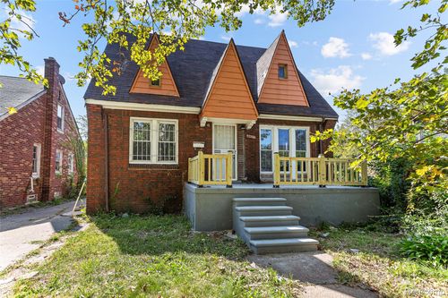 4827 Gray St, Detroit, MI, 48215-2042 | Card Image