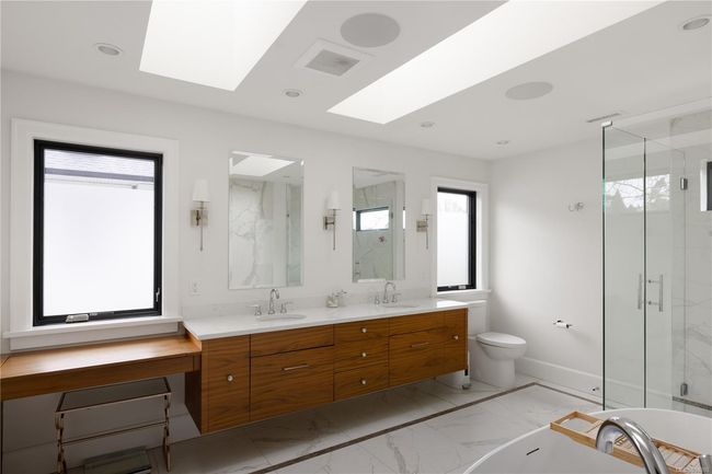 609 Oliver St, House other with 4 bedrooms, 4 bathrooms and 6 parking in Oak Bay BC | Image 30