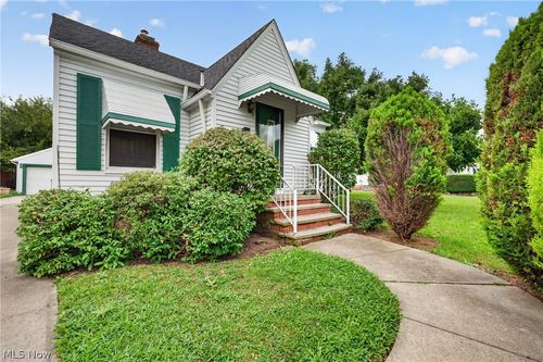 13113 Saint James Avenue, Cleveland, OH, 44135 | Card Image