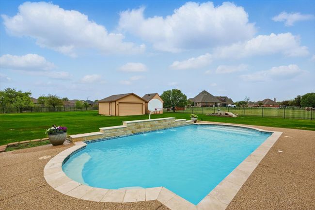 Note water features! | Image 35