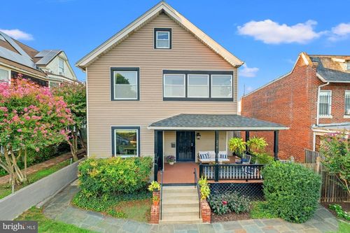 216 S St Ne, WASHINGTON, DC, 20002-1526 | Card Image