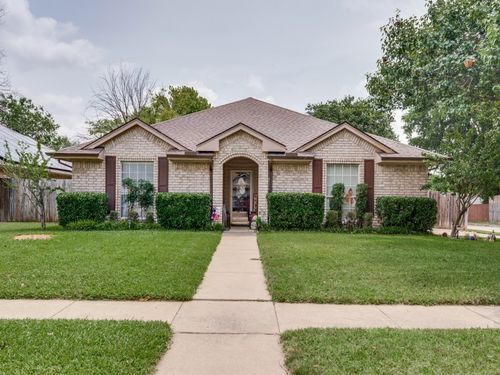 149 Roberts Dr, Saginaw, TX, 76179-1458 | Card Image